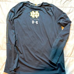 Notre Dame long sleeve shirt. Size med